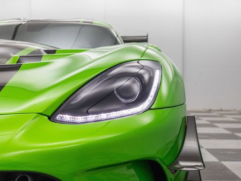 Used 2017 Dodge Viper GTC w/ ACR Package image 32