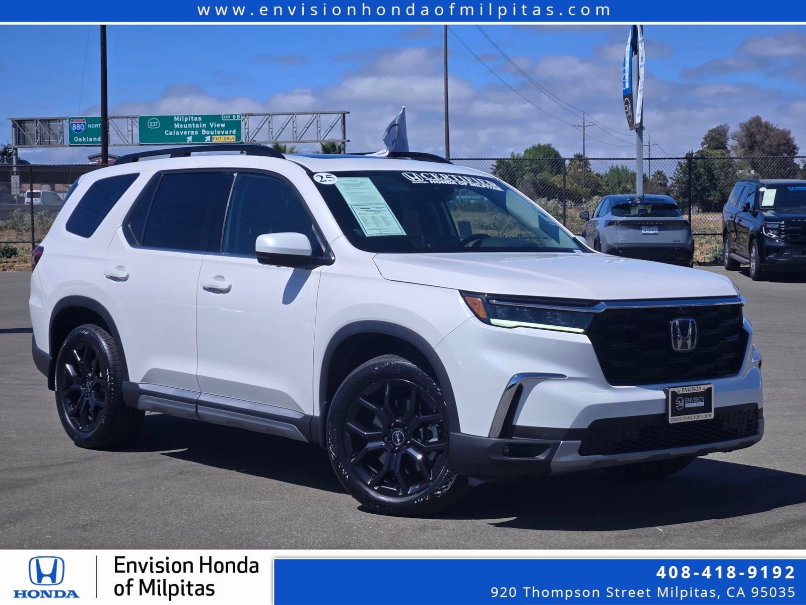 Certified 2025 Honda Pilot Elite image 1