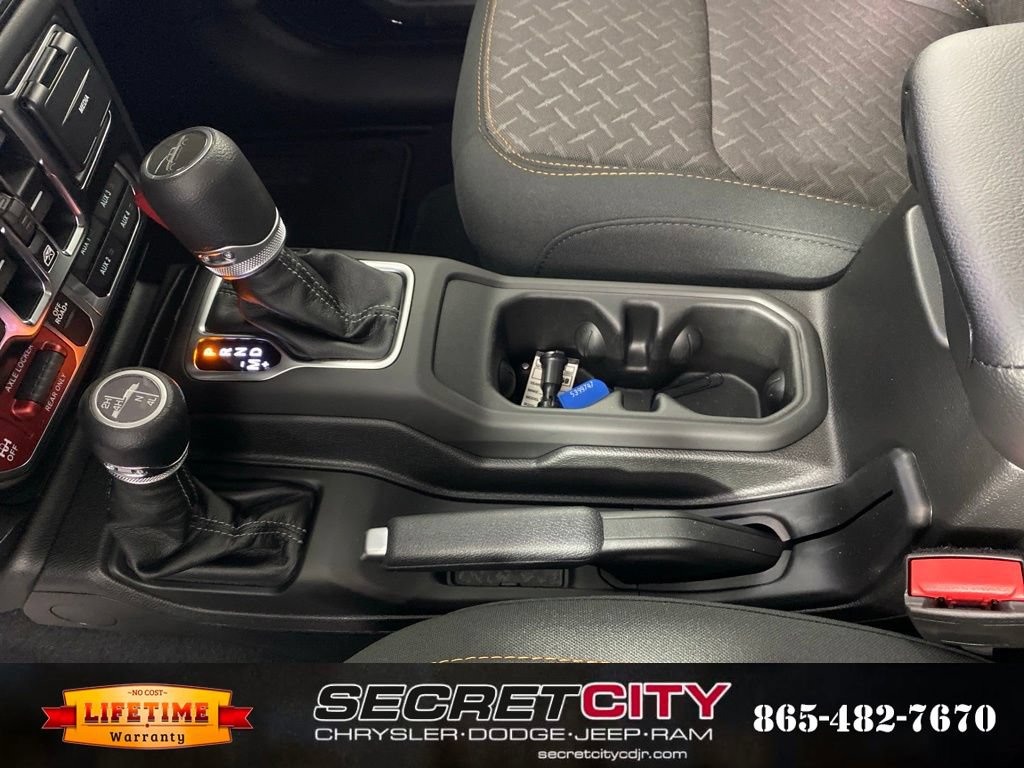 New 2026 Jeep Gladiator Mojave w/ Safety Group AWD/4WD image 25