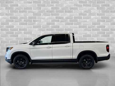 New 2026 Honda Ridgeline Black Edition image 2