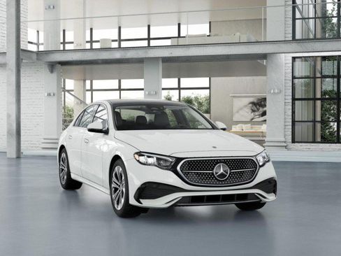 Used 2025 Mercedes-Benz E 350 Sedan image 9