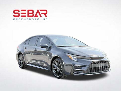 Used 2024 Toyota Corolla SE FWD image 6
