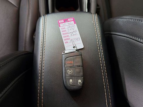 Used 2022 Jeep Compass Limited AWD/4WD image 39