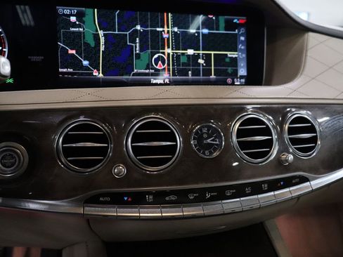 Used 2019 Mercedes-Benz S 560 4MATIC Sedan image 32