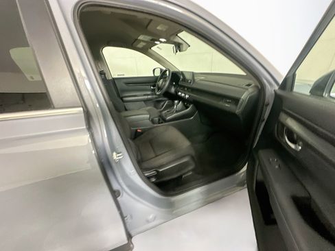 Used 2025 Honda CR-V LX image 29