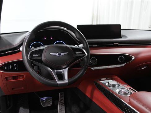 Used 2022 Genesis GV70 3.5T Sport w/ Sport Prestige Package image 6