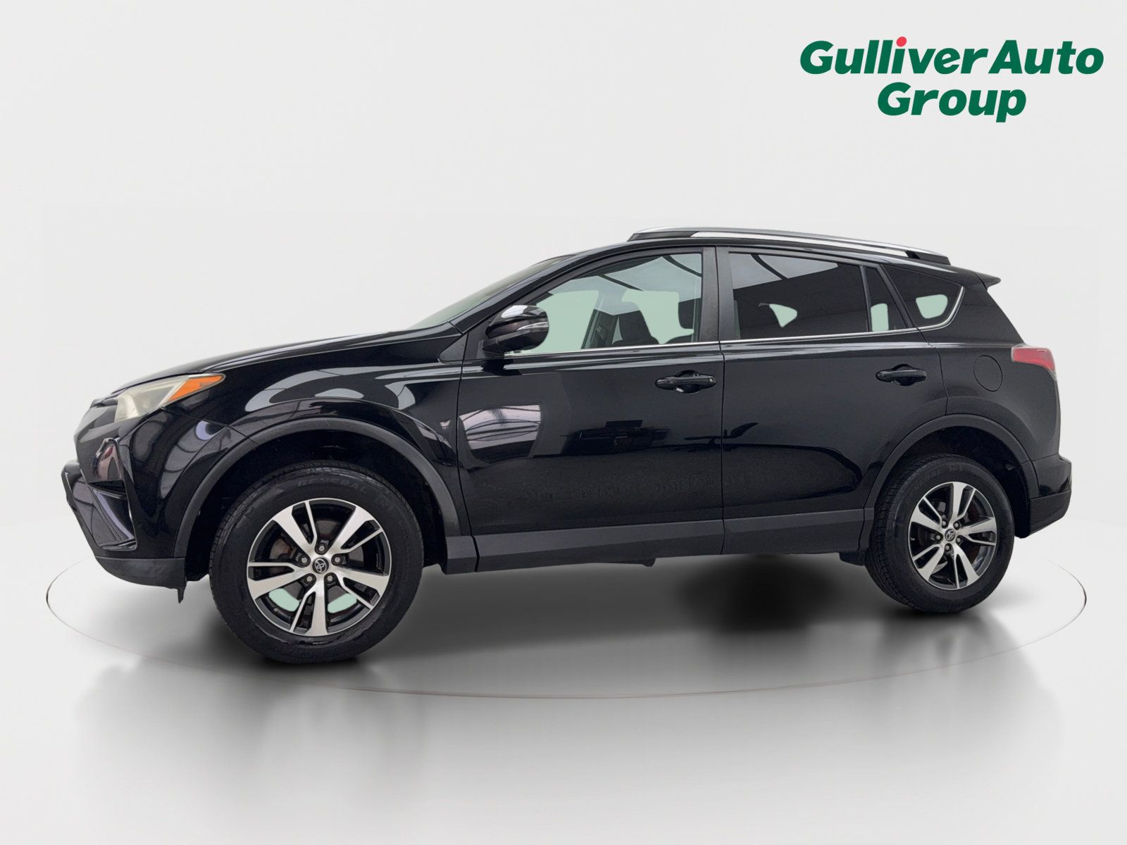 Used 2017 Toyota RAV4 XLE w/ Plus Special Value Package AWD/4WD image 2