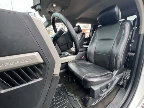 Used 2017 Ford F250 Lariat w/ Chrome Package AWD/4WD image 14
