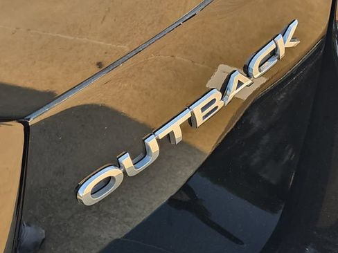 Used 2023 Subaru Outback Premium AWD/4WD image 10
