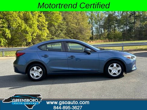 Used 2018 MAZDA MAZDA3 Sport FWD image 7