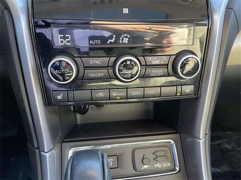 Used 2020 Subaru Ascent Premium w/ Sport Package image 21