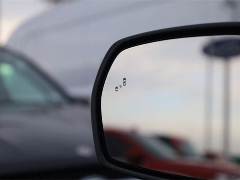 Certified 2024 Ford Edge SEL image 18