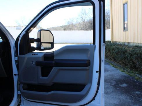 Used 2019 Ford F350 XL w/ Power Equipment Group RWD image 13
