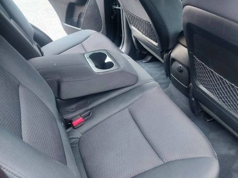 Used 2011 Kia Sorento LX AWD/4WD image 9