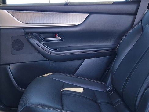 Used 2024 MAZDA CX-90 3.3 Turbo w/ Premium Package image 17