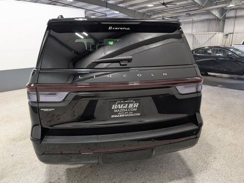 Used 2024 Lincoln Navigator L Reserve w/ Equipment Group 201A AWD/4WD image 4