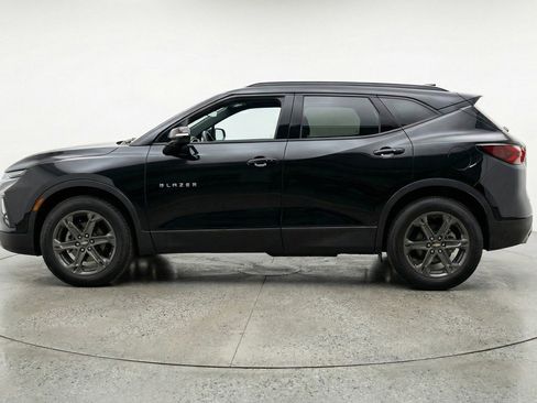 Used 2025 Chevrolet Blazer LT image 11