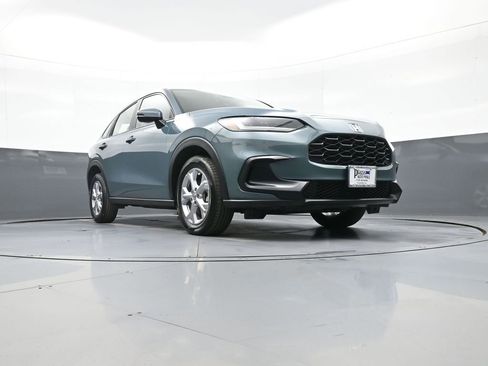 Certified 2023 Honda HR-V LX image 26