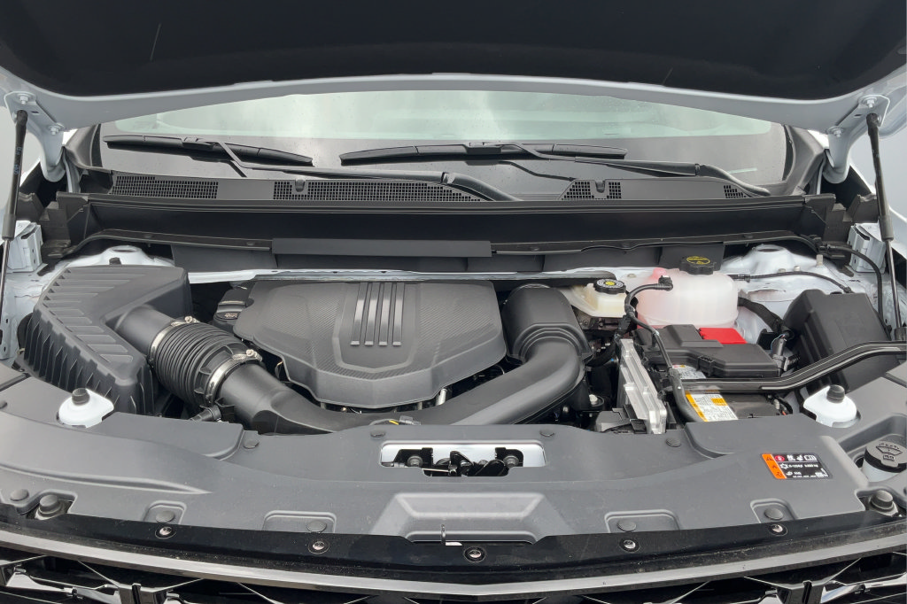 New 2026 Chevrolet Traverse RS w/ LPO, Floor Liner Package FWD image 20