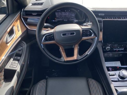 New 2025 Jeep Grand Cherokee L Summit image 57