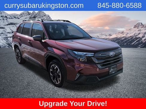 Used 2025 Subaru Forester Premium image 1