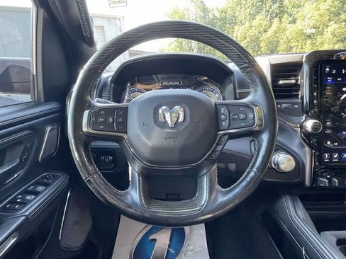 Used 2020 RAM 1500 Limited w/ Black Appearance Package AWD/4WD image 15
