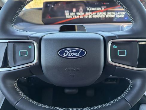 New 2026 Ford Expedition Max Platinum w/ Platinum Ultimate Package AWD/4WD image 32