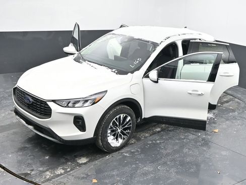 New 2026 Ford Escape Base w/ Class II Trailer Tow Package image 61