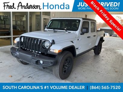 Used 2023 Jeep Gladiator Willys