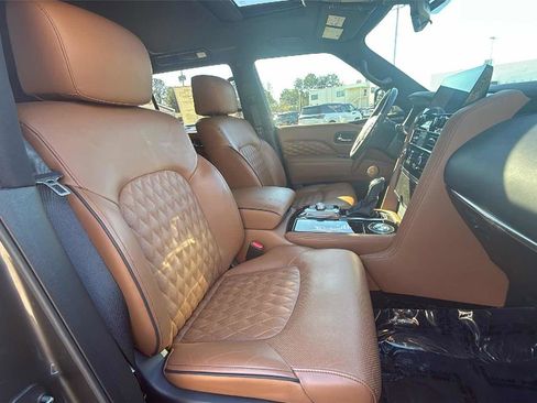 Used 2023 INFINITI QX80 Sensory w/ Cargo Package image 23