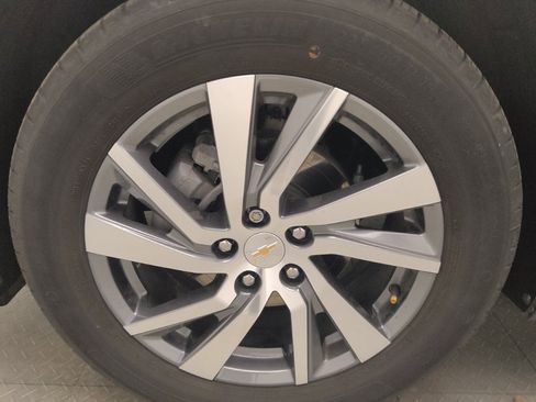 Used 2024 Chevrolet Equinox LT image 31