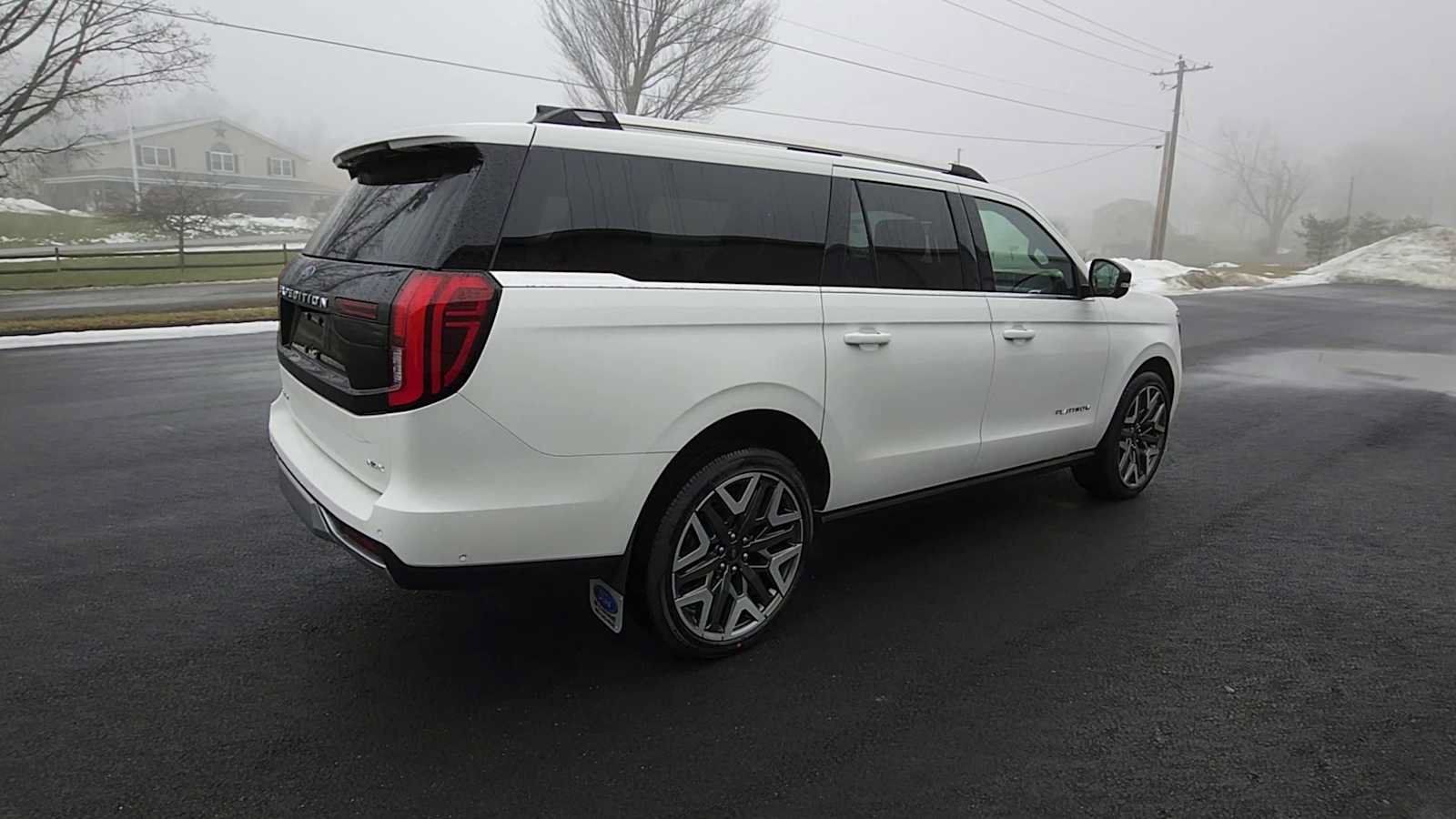 New 2025 Ford Expedition Max Platinum w/ Platinum Ultimate Package AWD/4WD image 8