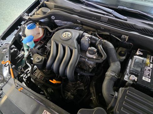 Used 2012 Volkswagen Jetta S image 33