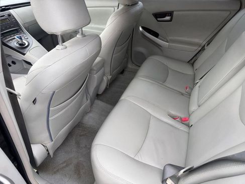 Used 2010 Toyota Prius Two image 12