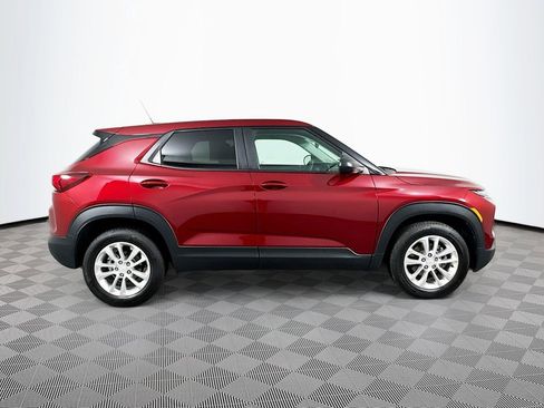 Used 2024 Chevrolet TrailBlazer LS w/ LS Convenience Package image 4