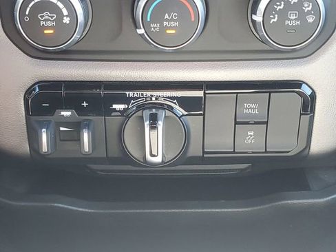 Used 2023 RAM 1500 Big Horn w/ Trailer Tow Group image 33
