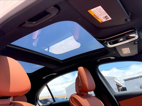 Used 2023 Mercedes-Benz C 300 Sedan image 30