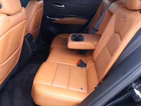 Used 2024 Cadillac XT4 Premium Luxury FWD image 21