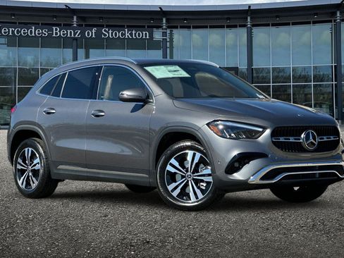 New 2026 Mercedes-Benz GLA 250 4MATIC image 1