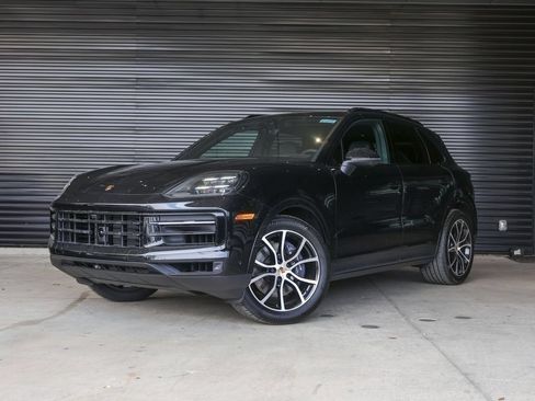 Certified 2026 Porsche Cayenne AWD/4WD image 1