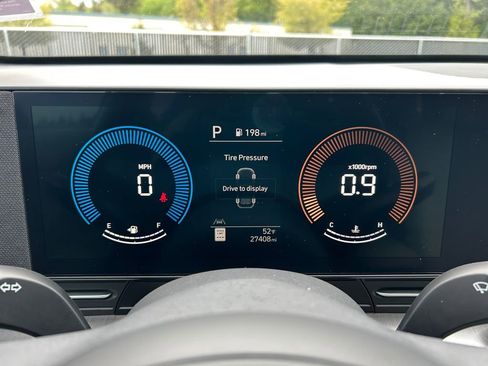 Used 2024 Hyundai Kona SEL FWD image 14