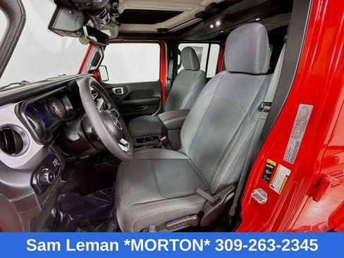 Used 2024 Jeep Wrangler Sahara w/ Technology Group image 21