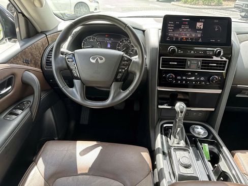 Used 2023 INFINITI QX80 Premium Select w/ Cargo Package image 21