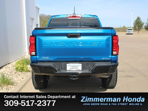 Used 2024 Chevrolet Colorado ZR2 w/ ZR2 Convenience Package III AWD/4WD image 5