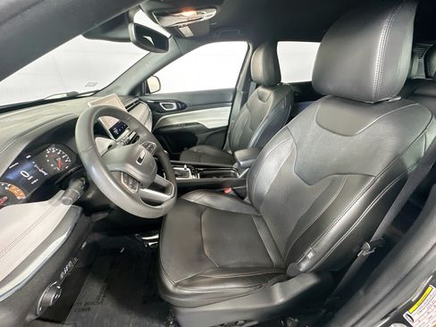 Used 2023 Jeep Compass Limited AWD/4WD image 20