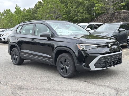New 2026 Volkswagen Taos S FWD image 7