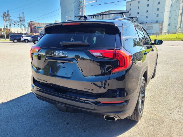 Used 2019 GMC Terrain SLT w/ Preferred Package AWD/4WD image 8