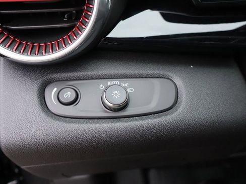 New 2026 Chevrolet Trax RS w/ Sunroof Package image 11