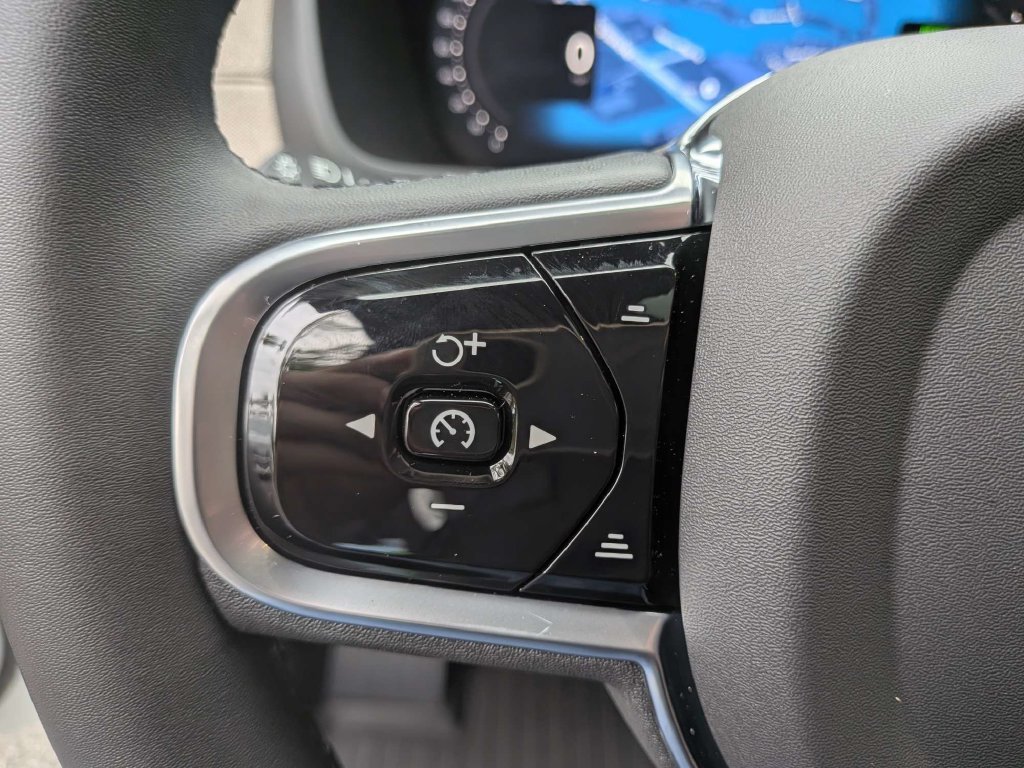 New 2027 Volvo XC90 T8 Plus AWD/4WD image 22