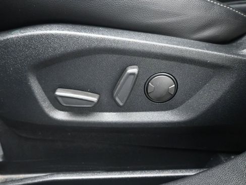 Certified 2020 Ford Edge SEL w/ Convenience Package image 11